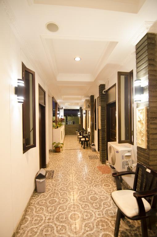 Guest House Salon Fora Gegerkalong Setiabudhi Бандунг Екстериор снимка