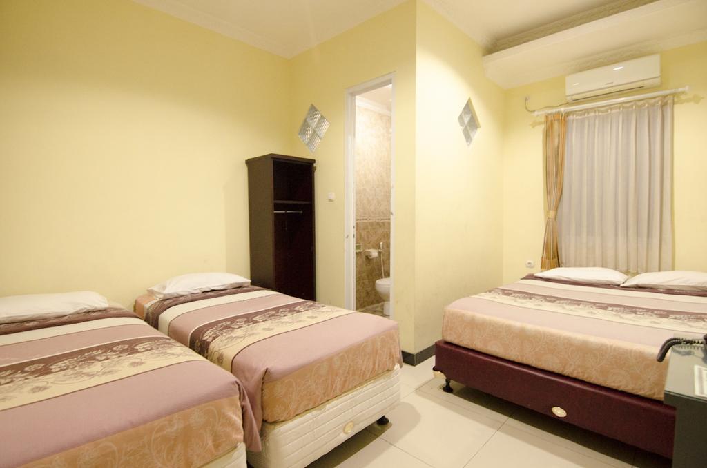 Guest House Salon Fora Gegerkalong Setiabudhi Бандунг Екстериор снимка