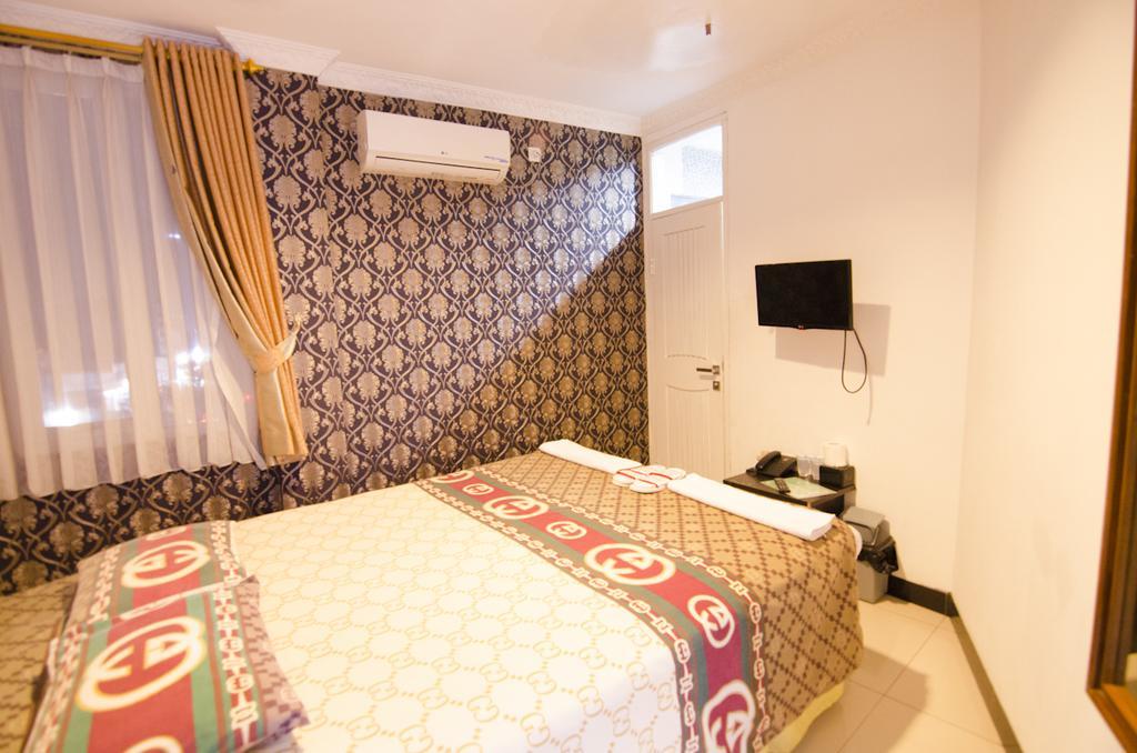 Guest House Salon Fora Gegerkalong Setiabudhi Бандунг Екстериор снимка