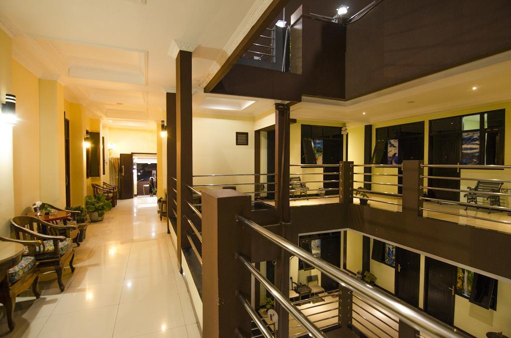 Guest House Salon Fora Gegerkalong Setiabudhi Бандунг Екстериор снимка